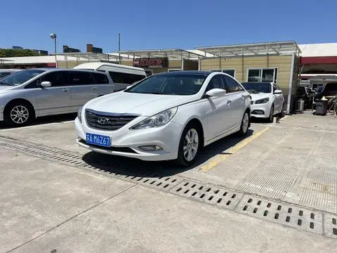 Hyundai 索纳塔八 2013