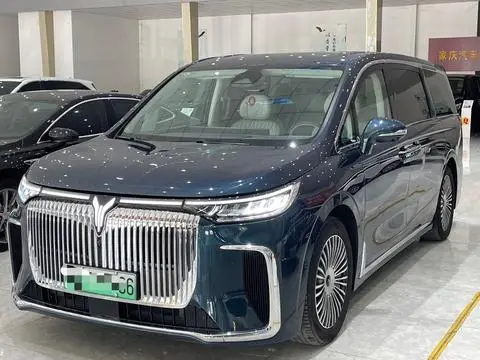 Voyah 梦想家 PHEV 2025