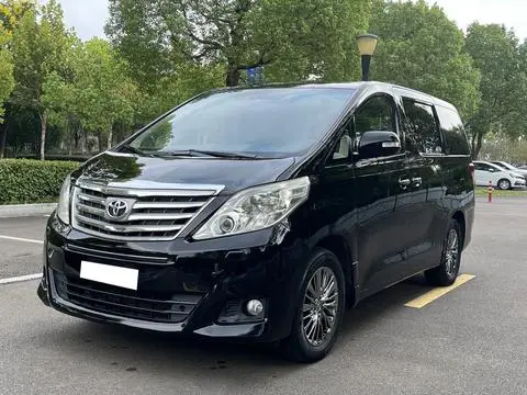 Toyota 埃尔法 2011