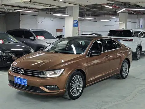 Volkswagen Lamando 2015