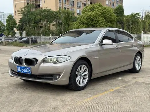 BMW 5 Series 2013 — фото 1