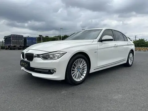 BMW 3 Series 2015 — фото 1