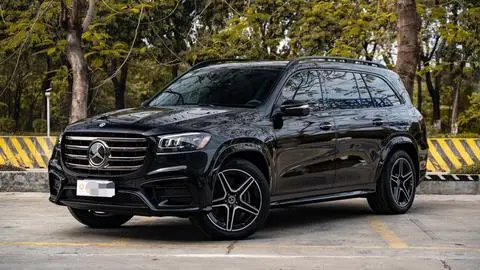 Mercedes-Benz GLS 2024 — фото 1