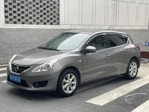 Nissan 骐达TIIDA 2011