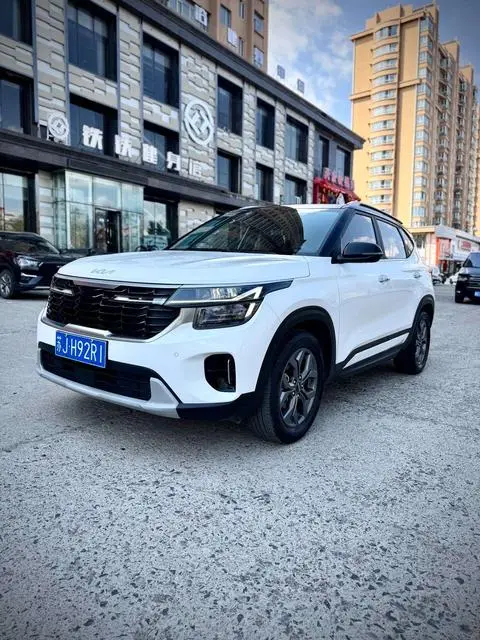 Kia 赛图斯 2023