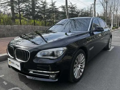 BMW 7 Series 2014 — фото 1