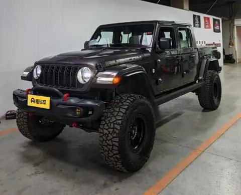 Jeep 角斗士 2022