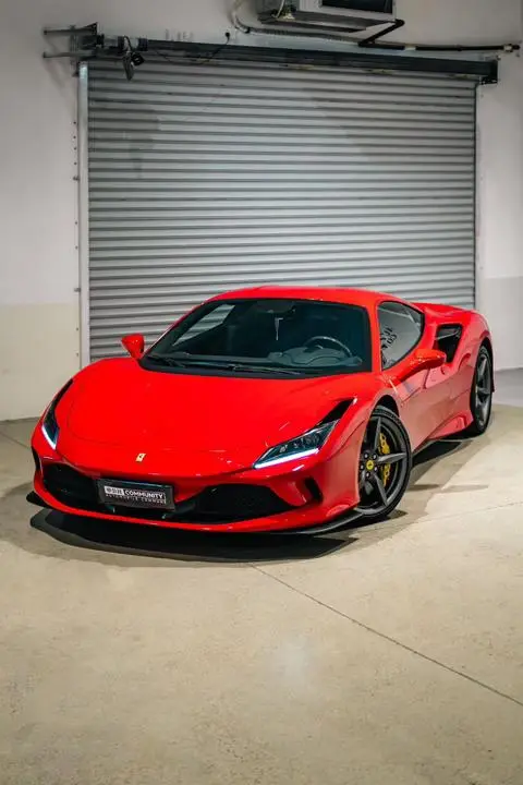 Ferrari F8 2019