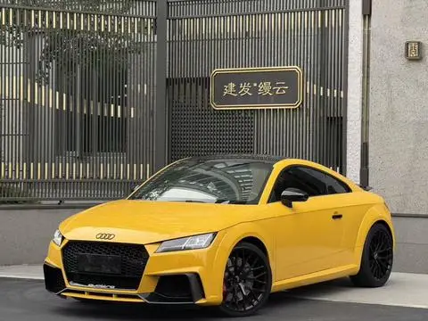 Audi TT 2015