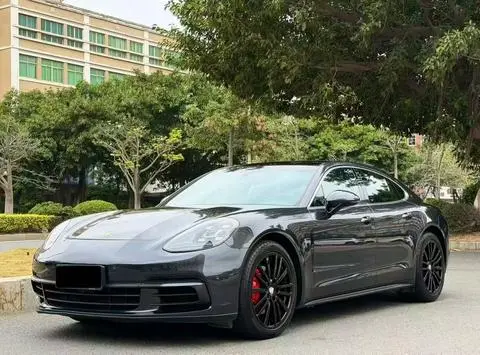 Porsche Panamera 2019