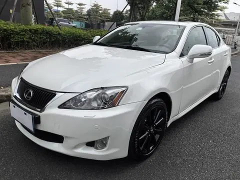 Lexus IS 2009