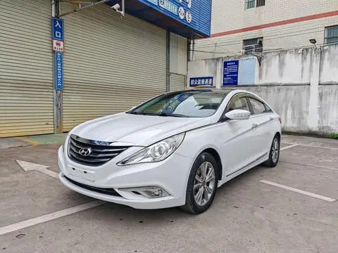 Hyundai 索纳塔八 2015