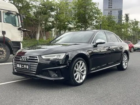 Audi A4L 2019