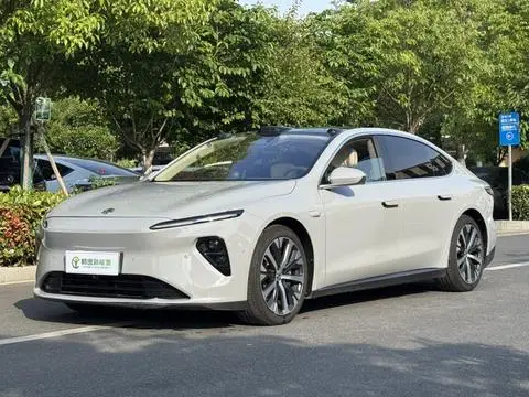 NIO ET7 2021