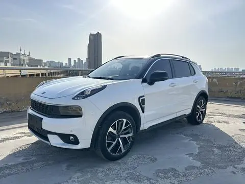 Lynk & Co 01 EM-P 2019