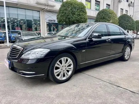 Mercedes-Benz S-Class 2012