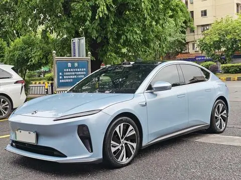 NIO ET5 2022