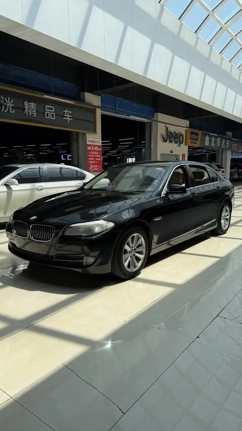 BMW 5 Series 2011