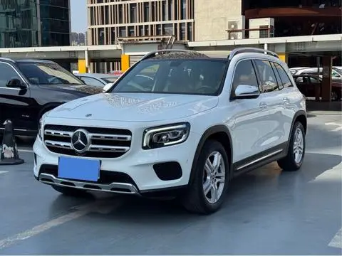 Mercedes-Benz GLB 2019 — фото 1