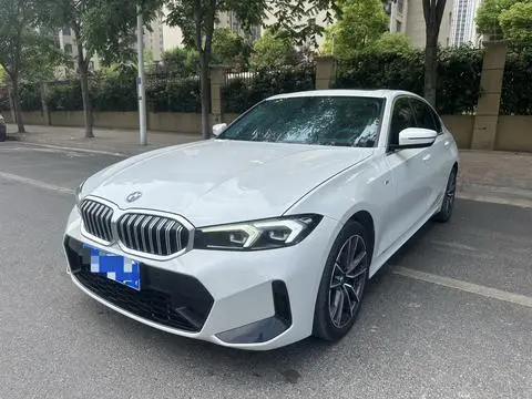 BMW 3 Series 2023 — фото 1