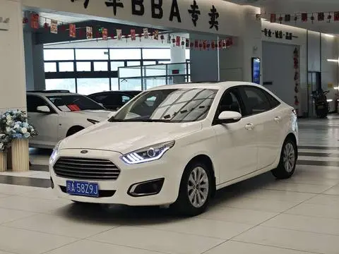 Ford Escort 2015
