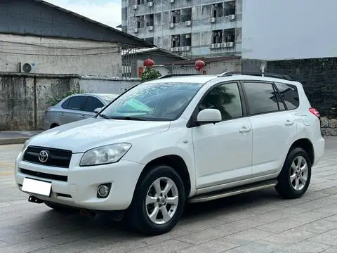 Toyota RAV4 2011