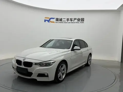 BMW 3 Series 2019 — фото 1