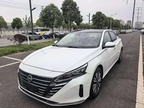 Nissan Teana 2022