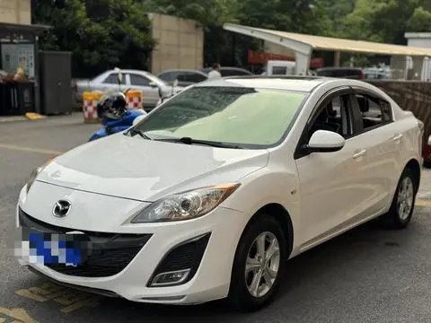 Mazda 3 Axela 2013