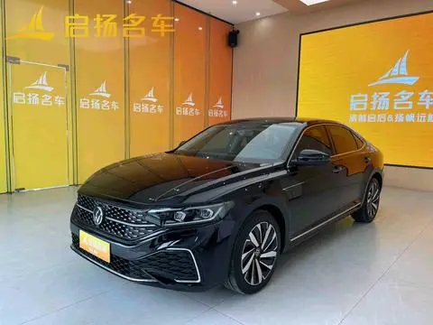 Volkswagen Passat 2022