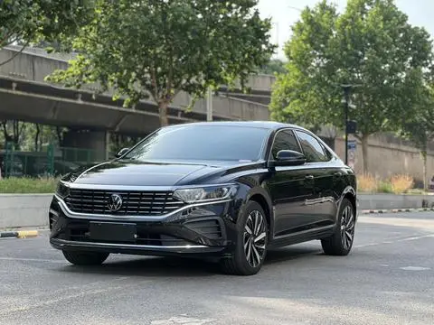 Volkswagen Passat 2024