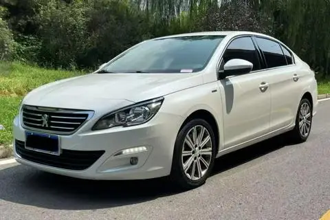 Peugeot 408 2018 — фото 1