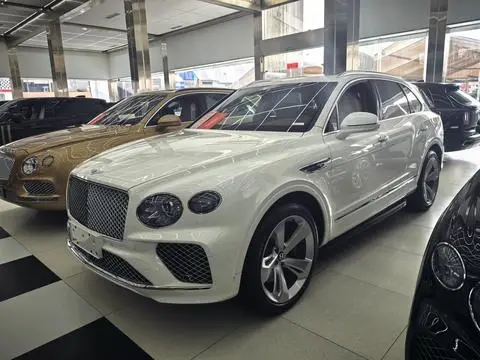 Bentley 添越 2022