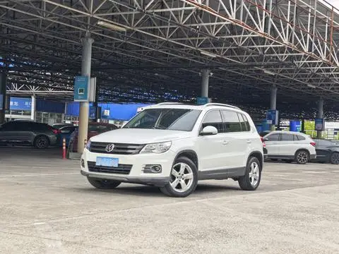 Volkswagen Tiguan 2012