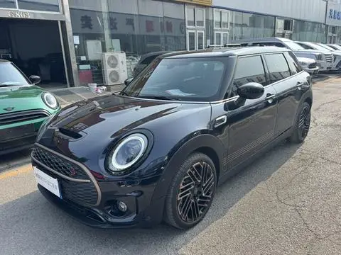 MINI CLUBMAN 2023 — фото 1
