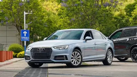 Audi A4L 2019