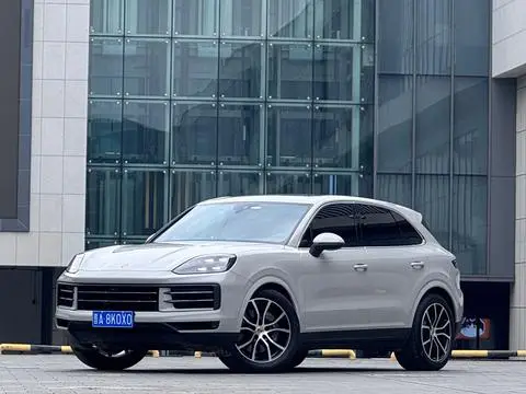Porsche Cayenne 2024 — фото 1
