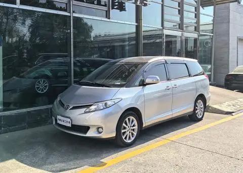Toyota 普瑞维亚 2012