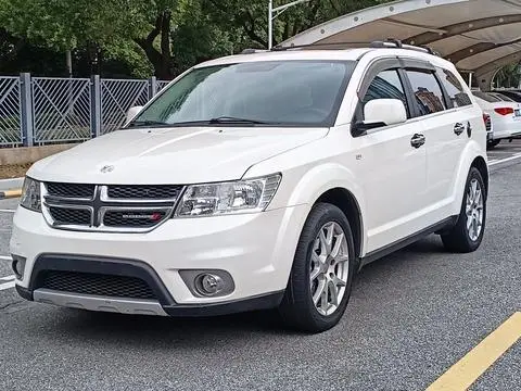 Dodge Journey 2013 — фото 1