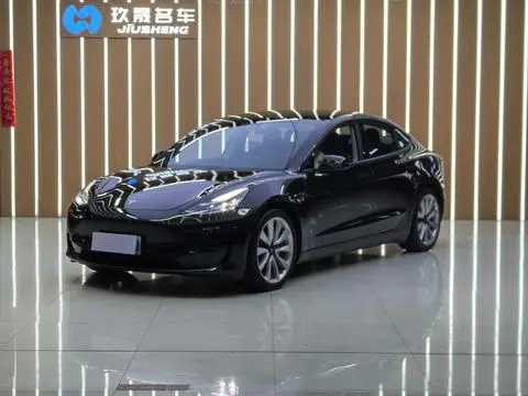 Tesla Model 3 2020