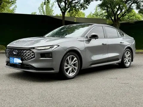 Ford 蒙迪欧 2022 — фото 1