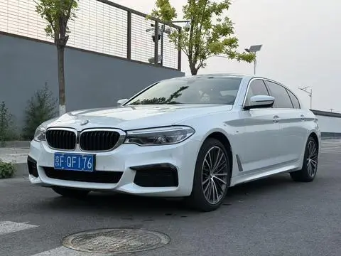 BMW 5 Series 2020 — фото 1