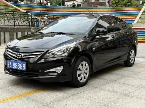 Hyundai 瑞纳 2014