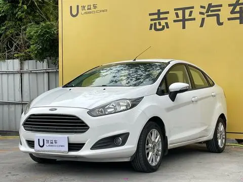 Ford 嘉年华 2013