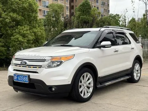 Ford 探险者 2013