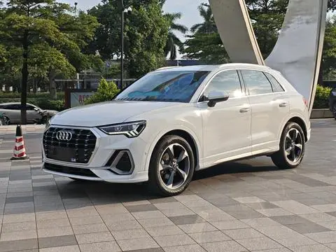 Audi Q3 2021