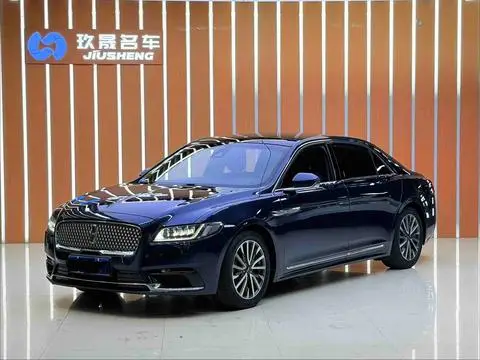 Lincoln Continental 2017 — фото 1