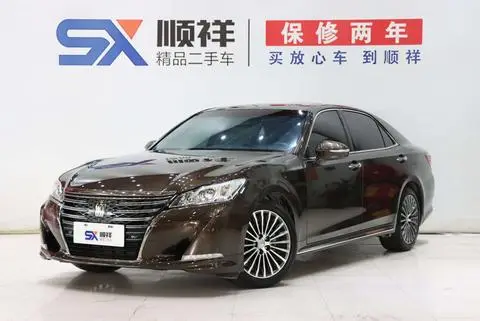 Toyota Crown 2018
