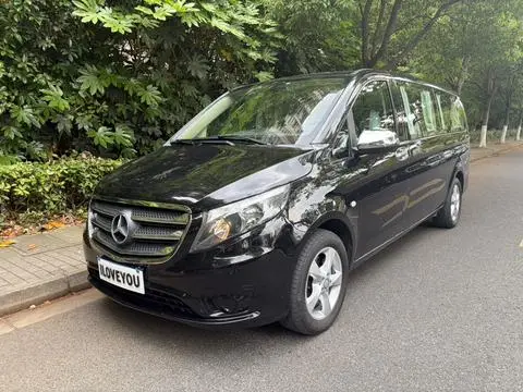 Mercedes-Benz 威霆 2018