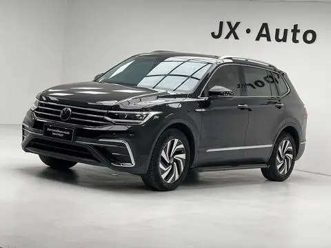 Volkswagen Tiguan L 2023